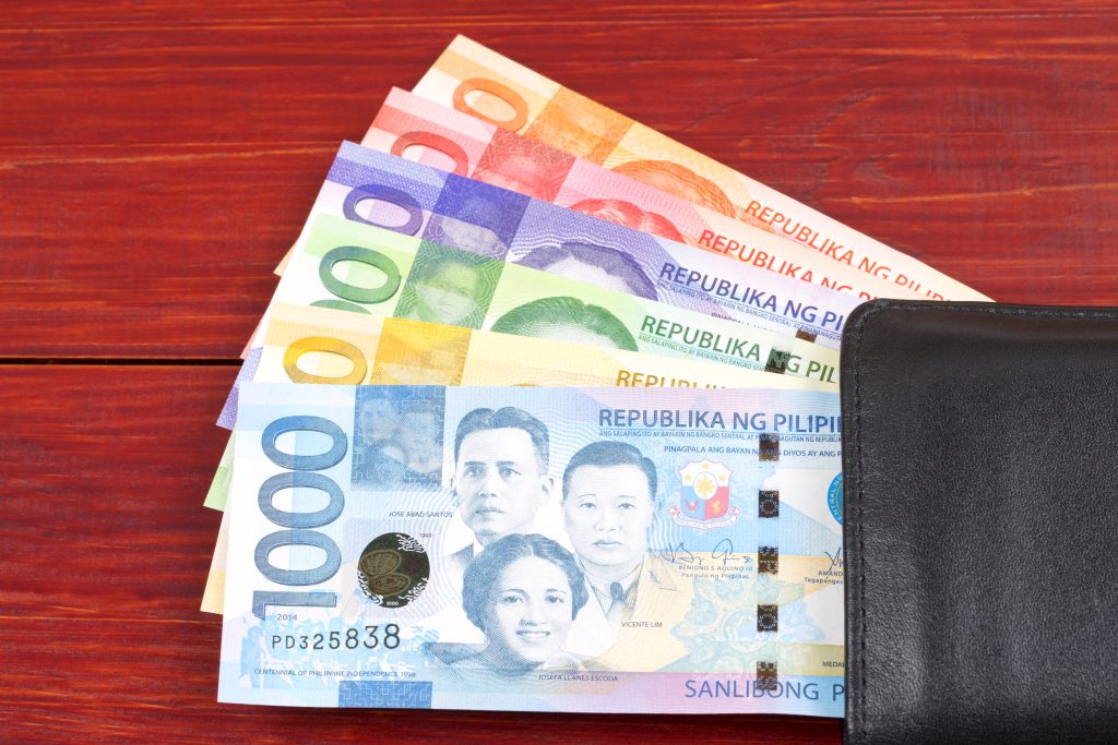 dinero filipino