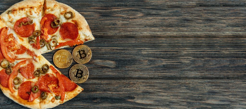 Bitcoin Pizza Day 22 May. cryptocommunity holiday. 2 pizzas for a price of 10000 Bitcoins. 